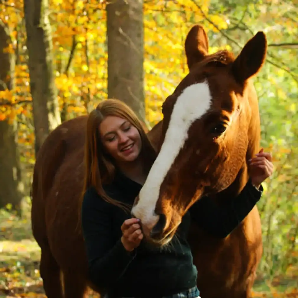 Epona Gehrmann - Zertifizierte Hufheilpraktikerin für physiologische Hufpflege in der Eifel